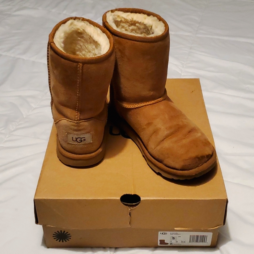 Uggs Brown